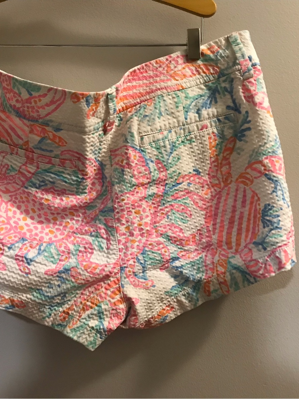 Lilly Pulitzer White Seersucker Shorts with Coral, Pink & Aqua Floral Print - Picture 2 of 4